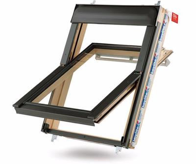 Keylite Centre Pivot Roof Window with Thermal Glazing - Pine Finish